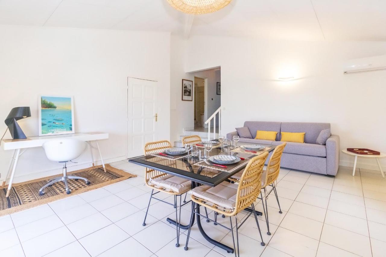 Cuty - Bel Et Spacieux Apt Avec Magnifique Vue Mer Et Piscine Saint Gilles Les Bains Екстериор снимка